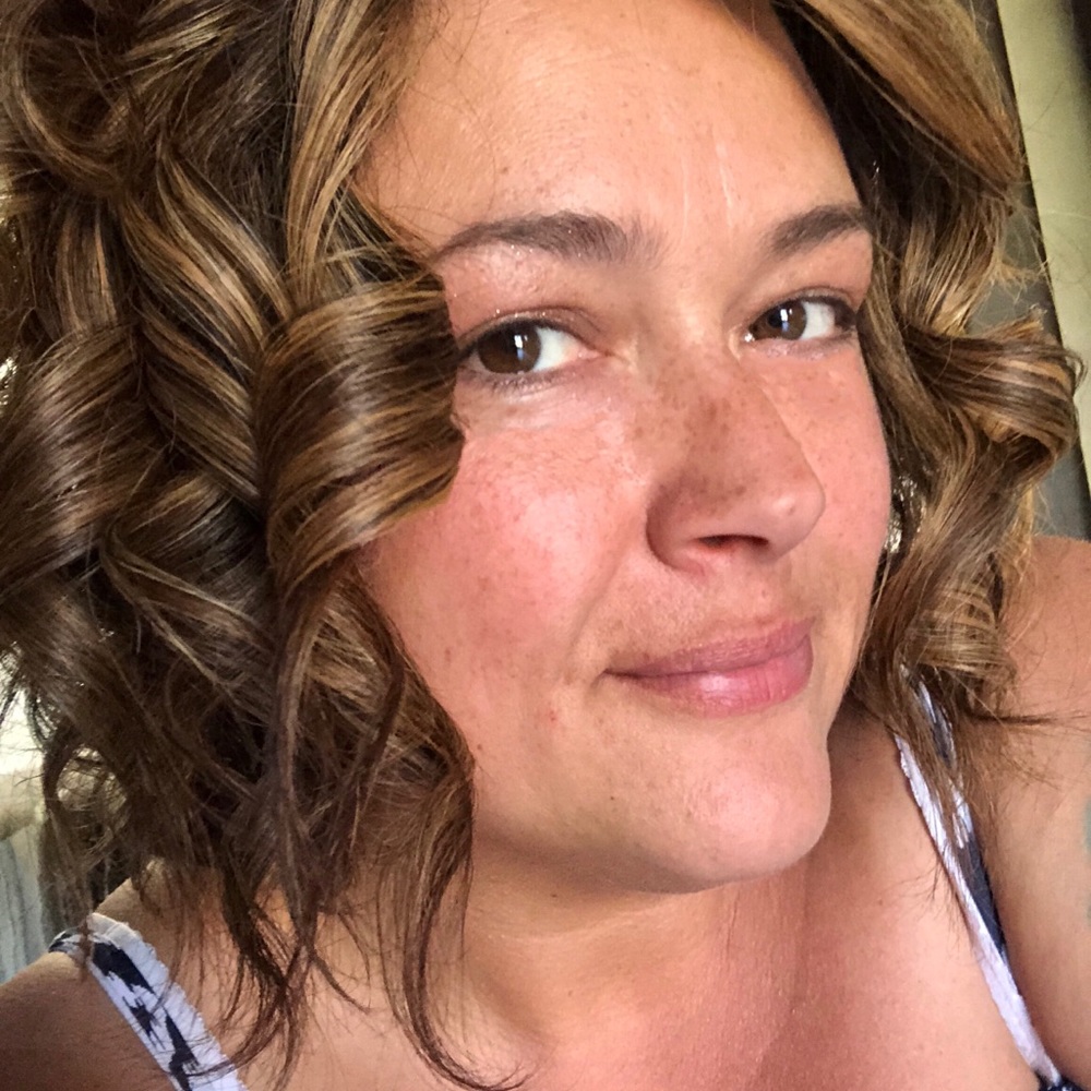 Meet your Posher, Claire